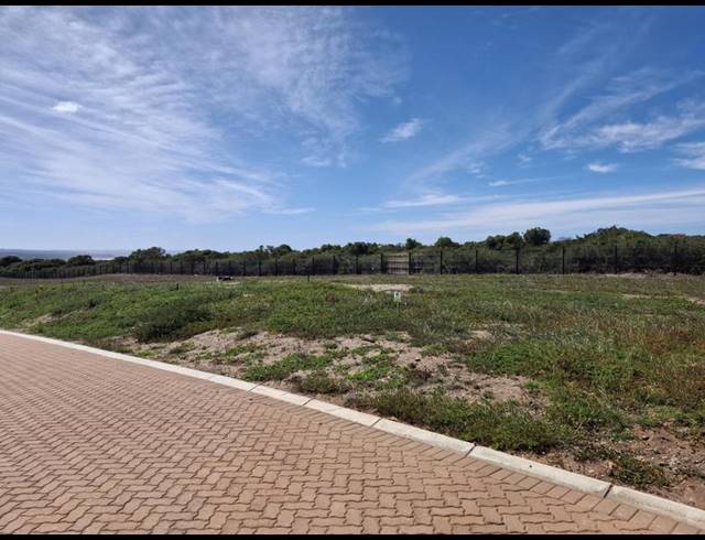 LAND FOR SALE IN STILBAAI-WES